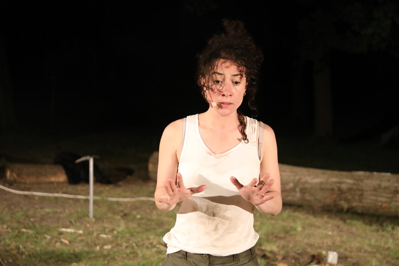 Croire aux fauves — Lisa Hours